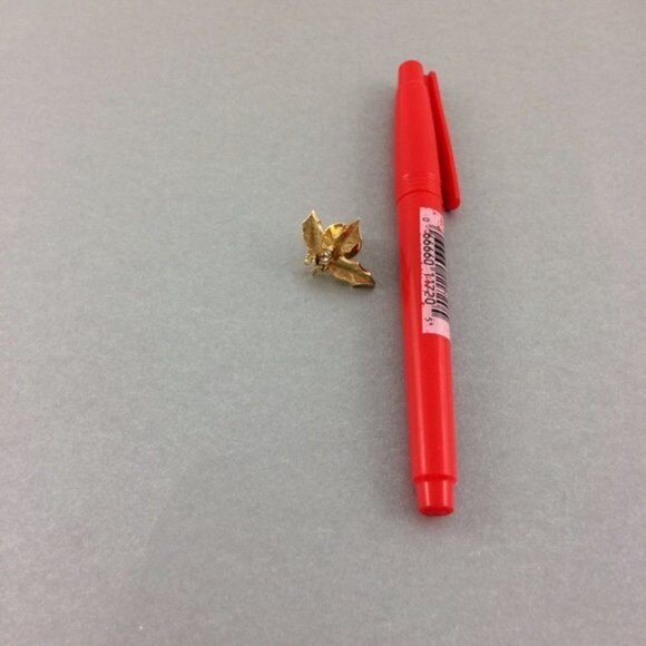 Vintage Christmas Holly Rhinestone Berries Tie Tack Lapel Pin Goldtone Metal - Picture 12 of 12